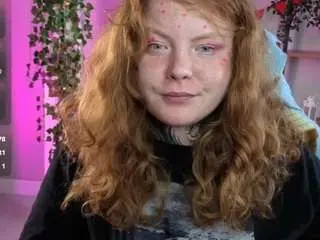 Cassieredkiss  live sex cam