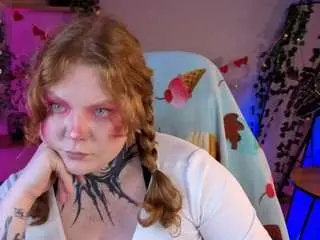 Cassieredkiss  live sex cam