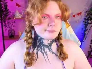 Cassieredkiss  live sex cam