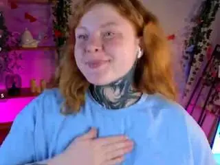 Cassieredkiss  live sex cam