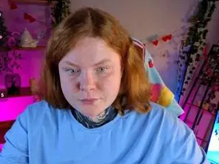 Cassieredkiss  live sex cam