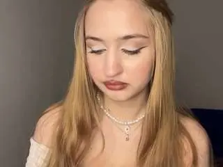 Clarissahaglund  live sex cam