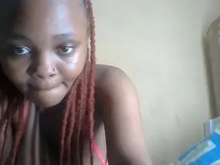 Freeky-mess  live sex cam