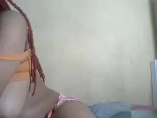 Freeky-mess  live sex cam