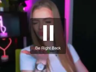 Maddy-moah  live sex cam