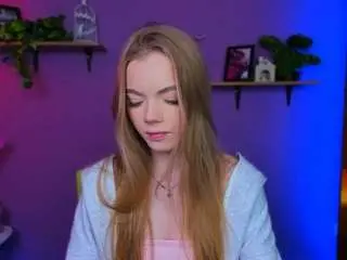 Maddy-moah  live sex cam