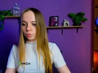 Maddy-moah  live sex cam