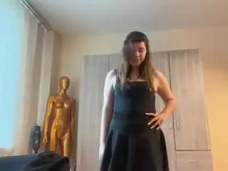 Nakitastrohman  live sex cam