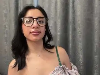 Odiliacraley  live sex cam