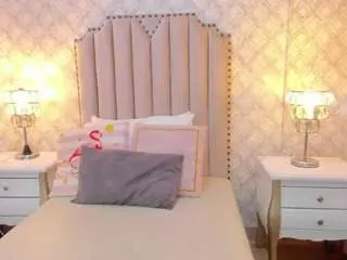 Pia-johnson  live sex cam