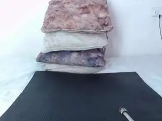 Cute-venusx  live sex cam