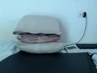 Cute-venusx  live sex cam