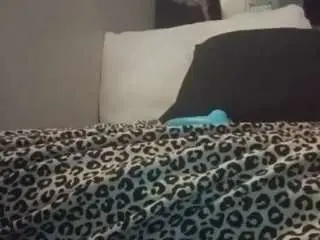 Dreamore7  live sex cam