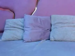 Issysleblanc  live sex cam