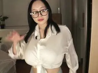 Jennefermoitoso  live sex cam