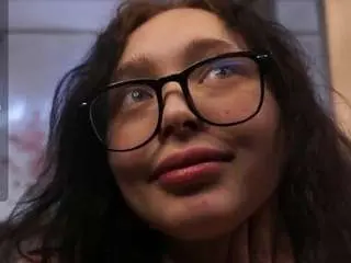 Jennefermoitoso  live sex cam