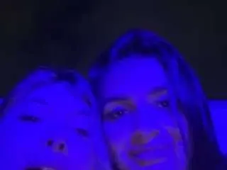 Cheerrybomb  live sex cam