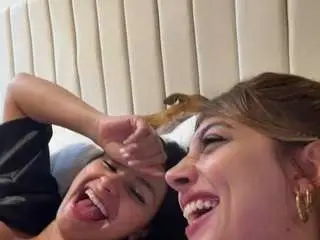 Cheerrybomb  live sex cam