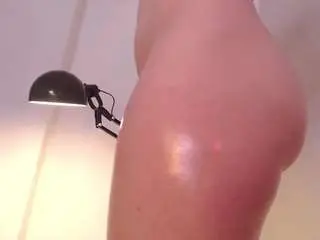 Desiremira  live sex cam