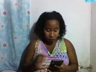 Divinaqueen  live sex cam