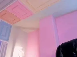 Sarahyates  live sex cam