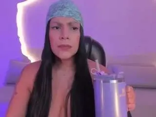 Sarahyates  live sex cam