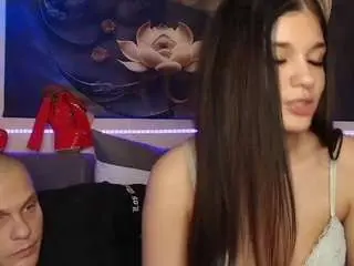 Serenalovesryan  live sex cam