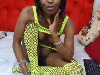 Sweetlira  live sex cam