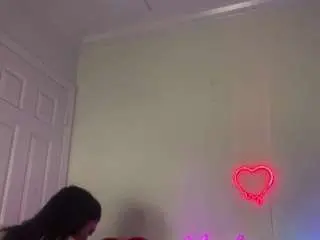 Loveznina  live sex cam