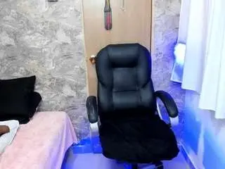 Maturepure  live sex cam