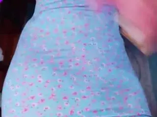 Miiastonnee  live sex cam