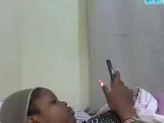 Queen-sasha  live sex cam