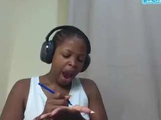 Queen-sasha  live sex cam