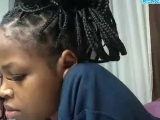 Queen-sasha  live sex cam
