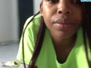 Queen-sasha  live sex cam