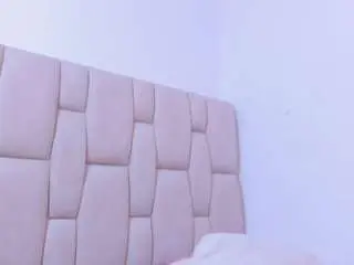 Sarafoox18  live sex cam