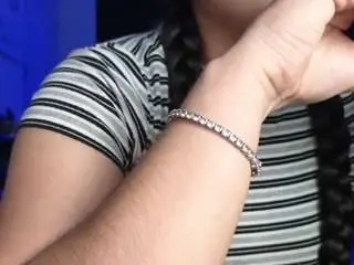 Sweetlikeblu  live sex cam