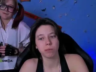 Chloe-cutie  live sex cam