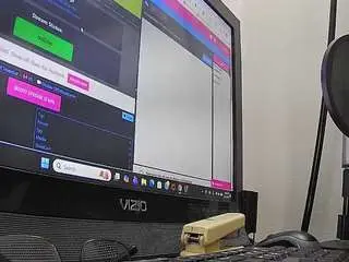 Honeybellaxo  live sex cam