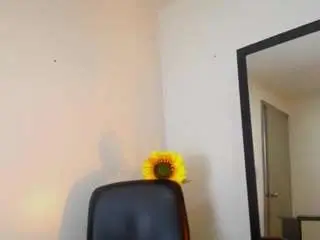 Lupita223  live sex cam