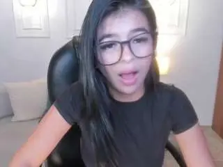 Melina-rouge  live sex cam