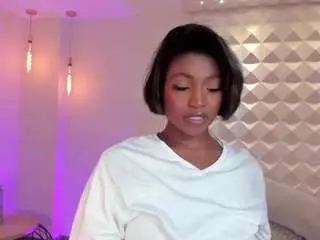 Savannahstorm  live sex cam