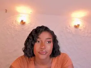 Savannahstorm  live sex cam