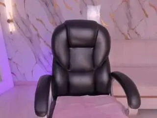 Savannahstorm  live sex cam