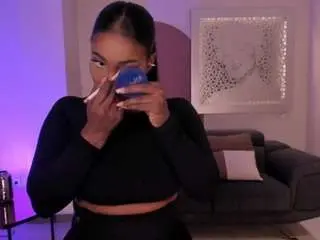 Savannahstorm  live sex cam