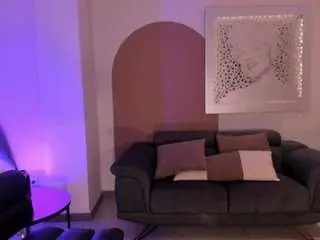 Savannahstorm  live sex cam