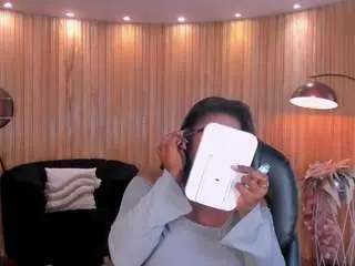 Savannahstorm  live sex cam
