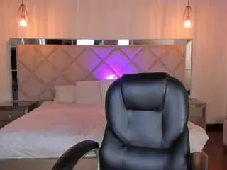 Savannahstorm  live sex cam