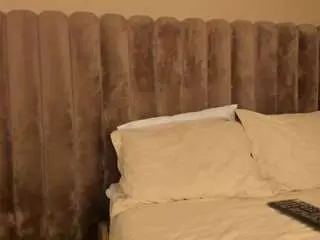 Sofimeza  live sex cam