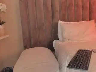 Sofimeza  live sex cam